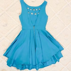 L'atiste by Amy Latiste blue dress